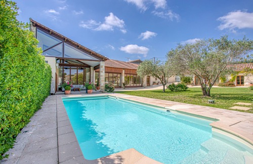Meynes House | Unforgettable Historic Wine Retreat in Provence with Pool