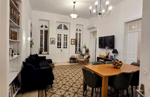 Talbieh Apartment | Historic Apartment in the Heart of Jerusalem with Breakfast