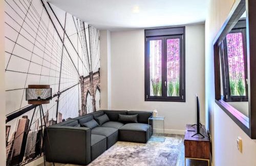 San Felipe Neri Apartment | Historic Flat with Pool, Tennis & Parking in City Center