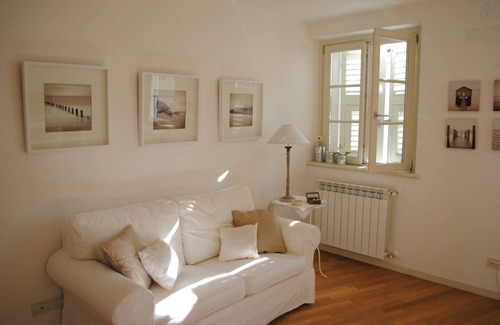 Trieste City Centre Apartment | Discover Historic Trieste: Steps from Piazza Unità d'Italia