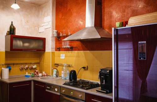 Uzhhorod Apartment | Historic Center Retreat: Pet Friendly with Hot Tub Access