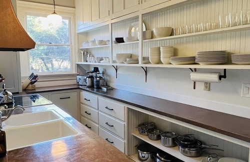 Cloverdale House | Cozy Historical Home Steps from Downtown Attractions