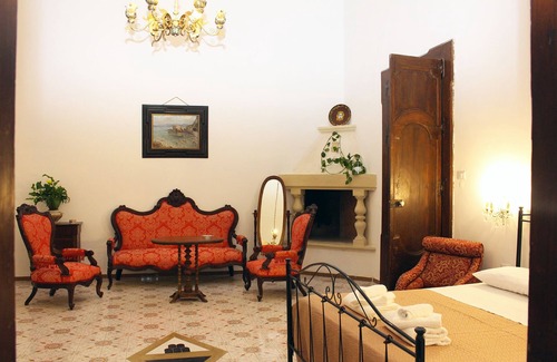 Lecce Historic Center Bed & Breakfast | Experience History at Palazzo Sambiasi - Rated 10/10