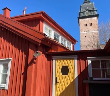Strangnas Apartment | Timeless 17th Century Retreat - Pet & Child Friendly Stay