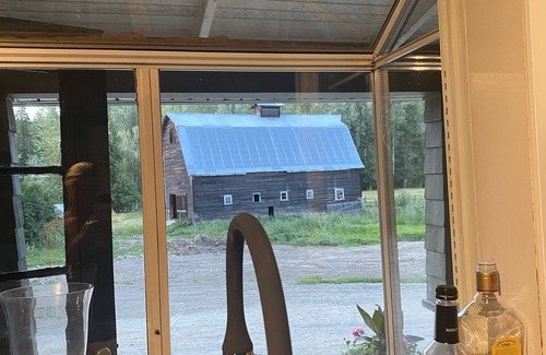 Cherryville House | Cozy Historical Log Cabin with Kitchen and Family Amenities