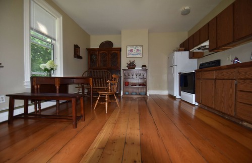 Topsham House | Historic New England 2-Bedroom Retreat with Ocean Views