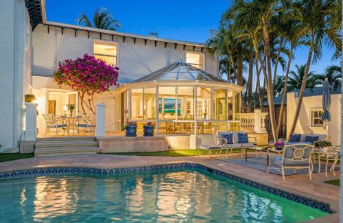 Grandview Heights House | Historic Indigo Key Residences: Beach, Pool & Pet Friendly