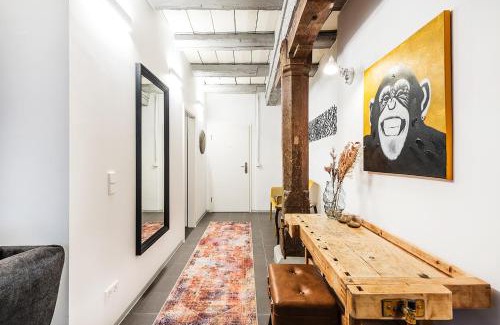 Altstadt Apartment | Discover Historika: Family-Friendly Retreat with Top Ratings