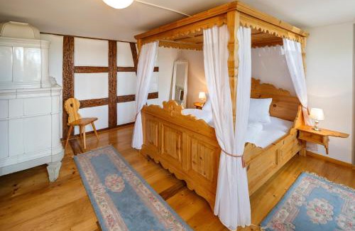 Guettingen Hotel | Historic Residenz Lindeneck: Oceanfront Escape Awaits