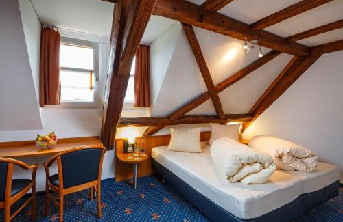 Guettingen Hotel | Historic Residenz Lindeneck: Oceanfront Escape Awaits