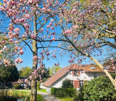 Viersen Hotel | Explore Kaisermühle Hotel & Gasthof: Pet-Friendly Retreat