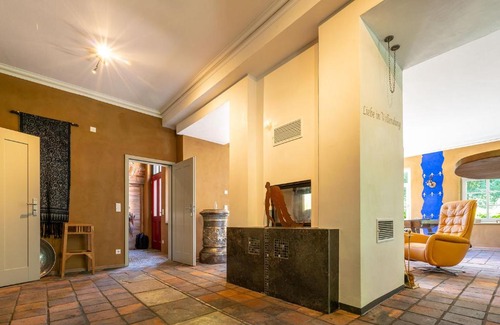 Velen Apartment | Top-Rated Forsthaus in Tiergarten Velen with Kitchen Access