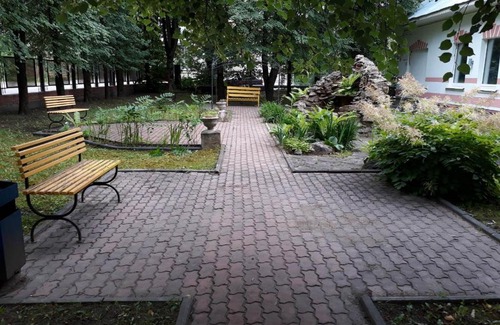Vyshniy Volochek Hotel | Budget-Friendly Hit Park Hotel with Pool and Breakfast