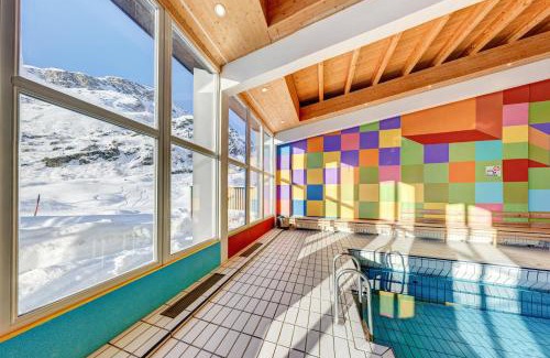 St. Christoph Hotel | Elevate Your Stay at Hit the Sky: 4-Star Retreat Awaiting