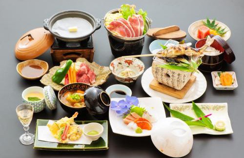 Hita Hotel | Relax at Hita Onsen Kizantei Hotel with Spa & Hot Tub