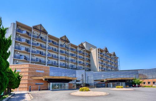 Hita Hotel | Relax at Hita Tenryosui no Yado with Hot Tub Amenities