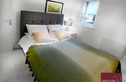 Hitchin Apartment | Pet and Child Friendly Retreat at Hitchin - Sharps Court