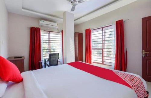 Alattur Hotel | Discover Comfort at Hitech Residency Alathur Hot Tub Retreat