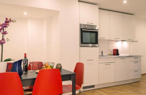 Lucerne Apartment | Delightful HITrental Chapel Bridge Apartments - 8.7/10 Rating