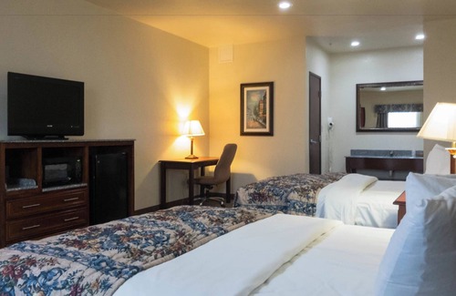 Coalgate Hotel | Budget-Friendly Stay at Hiway Inn Express of Coalgate