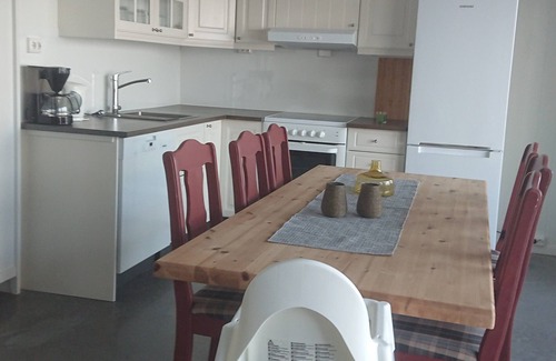 Leksvik Condo | Discover Hjellup Fjordbo: Pet-Friendly Oceanfront Retreat