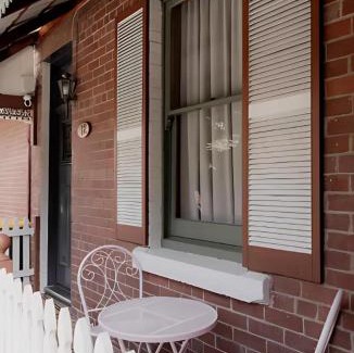 Hobart Central Business District House | Discover 'Hjemme' in the Heart of Hobart - Guest Rated 10/10