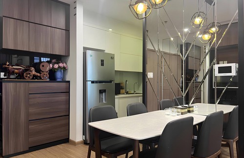 My Đinh Apartment | Elegant HKG-Vinhomes Sky Lake Apartment with Pool & Spa