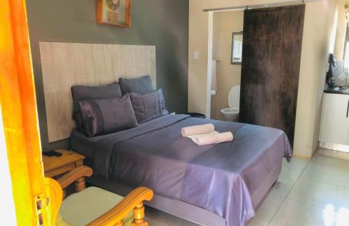 Hluhluwe Hotel | Discover Hluzu Guest House: Family-Friendly Stay, Rated 9/10