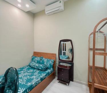 Quy Nhon Apartment | HNK's Homestay Quy Nhơn: Oceanfront Retreat with Breakfast