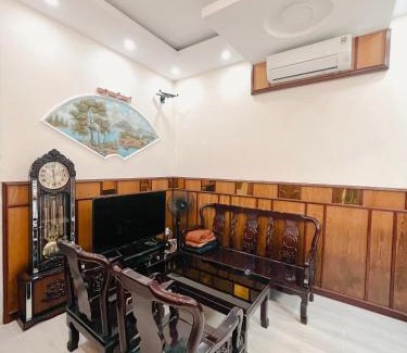 Quy Nhon Apartment | HNK's Homestay Quy Nhơn: Oceanfront Retreat with Breakfast