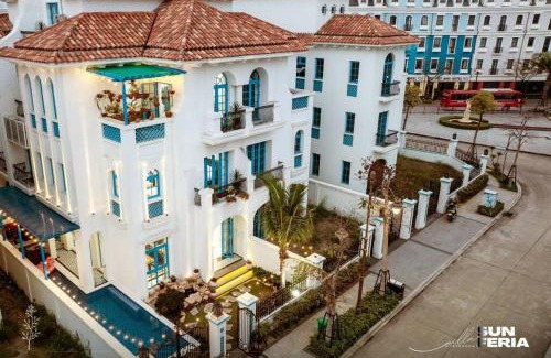 Bai Chay Villa | Hoài An Villa: Oceanfront Retreat Just Steps from the Beach