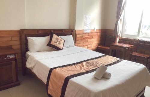Kon Tum Hotel | Comfortable Hoàng Gia Bảo Hotel with Hot Tub & Breakfast