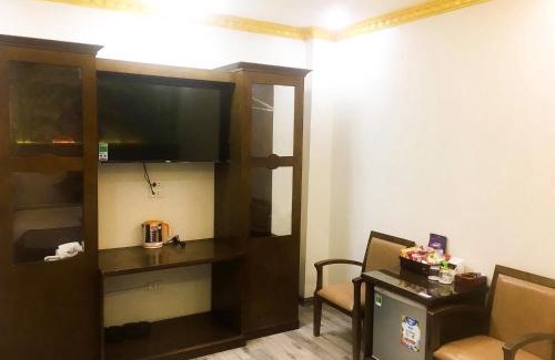 Long Bien Apartment | Discover Hoàng Gia Hotel - Family-Friendly in Cổ Linh HN