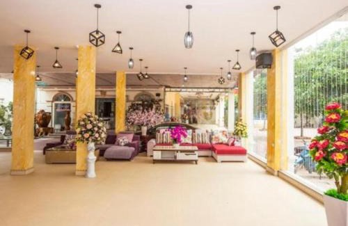 Son La Hotel | Discover Khách Sạn Hoàng Gia: Breakfast Included Awaits