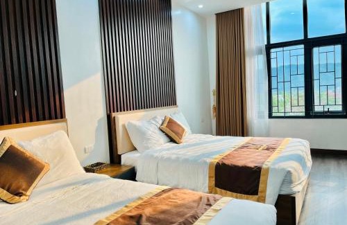 Na Tchiang Hotel | Discover Hoàng Liên Plaza: Pet-Friendly with Pool & Dining