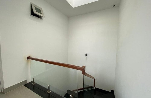 Tuy Phong Bed & Breakfast | Beachfront Hoàng Villa: Family-Friendly with Private Beach