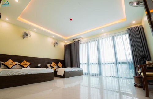 Sam Son Apartment | Discover Comfort at HOẰNG MINH HOTEL with Ocean Views