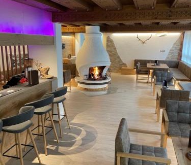 Bruck an der Grossglocknerstrasse Hotel | Relaxing Retreat at Hotel LukasMayr with Spa & Hot Tub