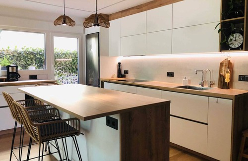 Guadalmina Apartment | Elegant Marbella Apartment with Pool and Ocean View