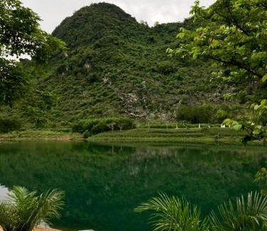 Phong Nha House | Oceanfront Ho Khanh's Homestay with Private Beach Access