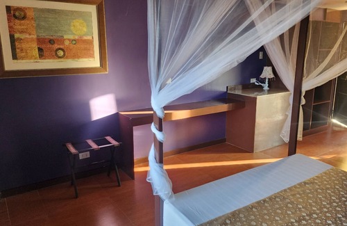 San Pedro Hotel | Convenient Hotel Palacio: 10 Minutes from the Airport