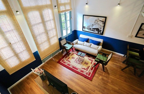 Ba Dinh Apartment | Cozy Hoan Kiem Old Quarter Apartment with Kitchen & Breakfast