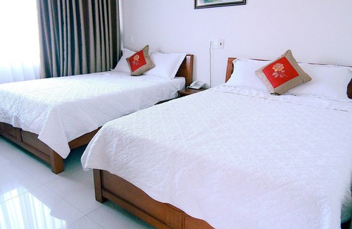 Dong Hoi Hotel | Discover Hoang Dat Hotel: Family-Friendly Comfort Awaits