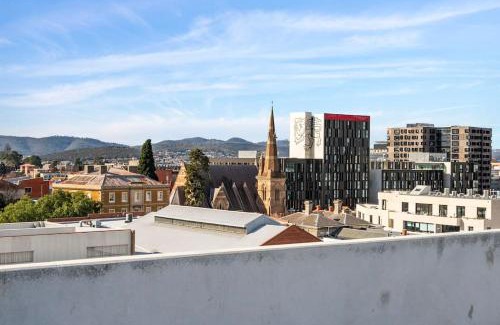 Hobart Central Business District Apartment | Exquisite Hobart CBD Roof Top Penthouse - Guest Rated 9.8