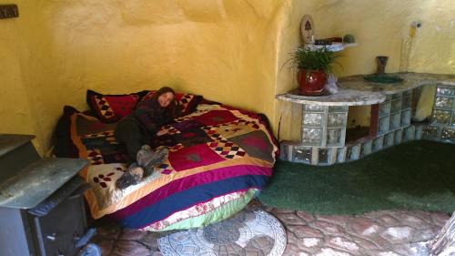 Gasquet House | Hobbit Hole Sustainable Ecovillage