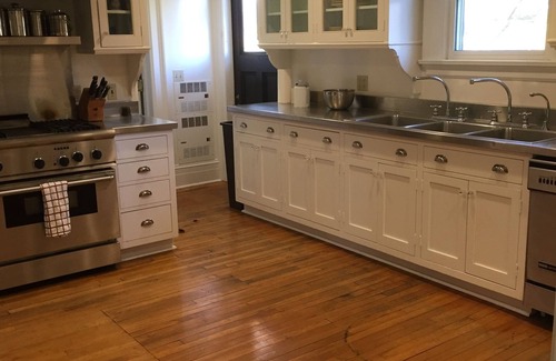 Skaneateles House | Experience Hobbit Hollow House: Family-Friendly Getaway