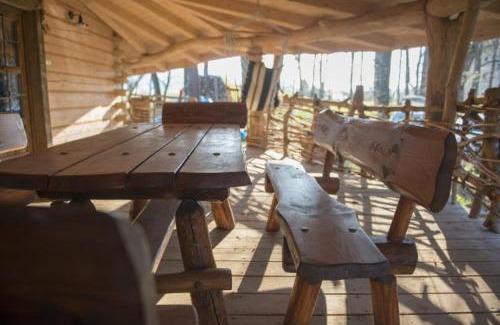 Spissky Stiavnik Apartment | Top-Rated Hobití Dom: Family-Friendly with Kitchen Amenities