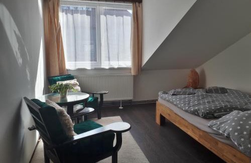 Strazisko Apartment | Budget-Friendly Stay at Hobití doupě: Family Friendly Retreat