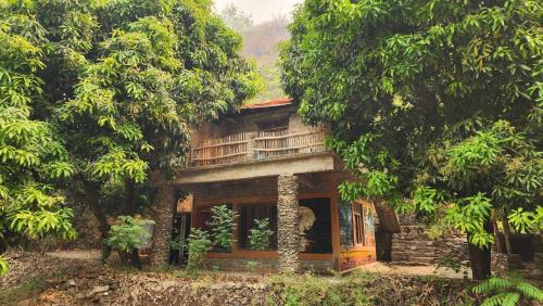 Vijaypur Cabin | Pet-Friendly Hobo Huts with Ocean Views & High Guest Ratings