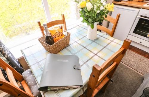 Fremington House | Pet-Friendly Retreat at Hobson's Cottage - Rated 8.5/10